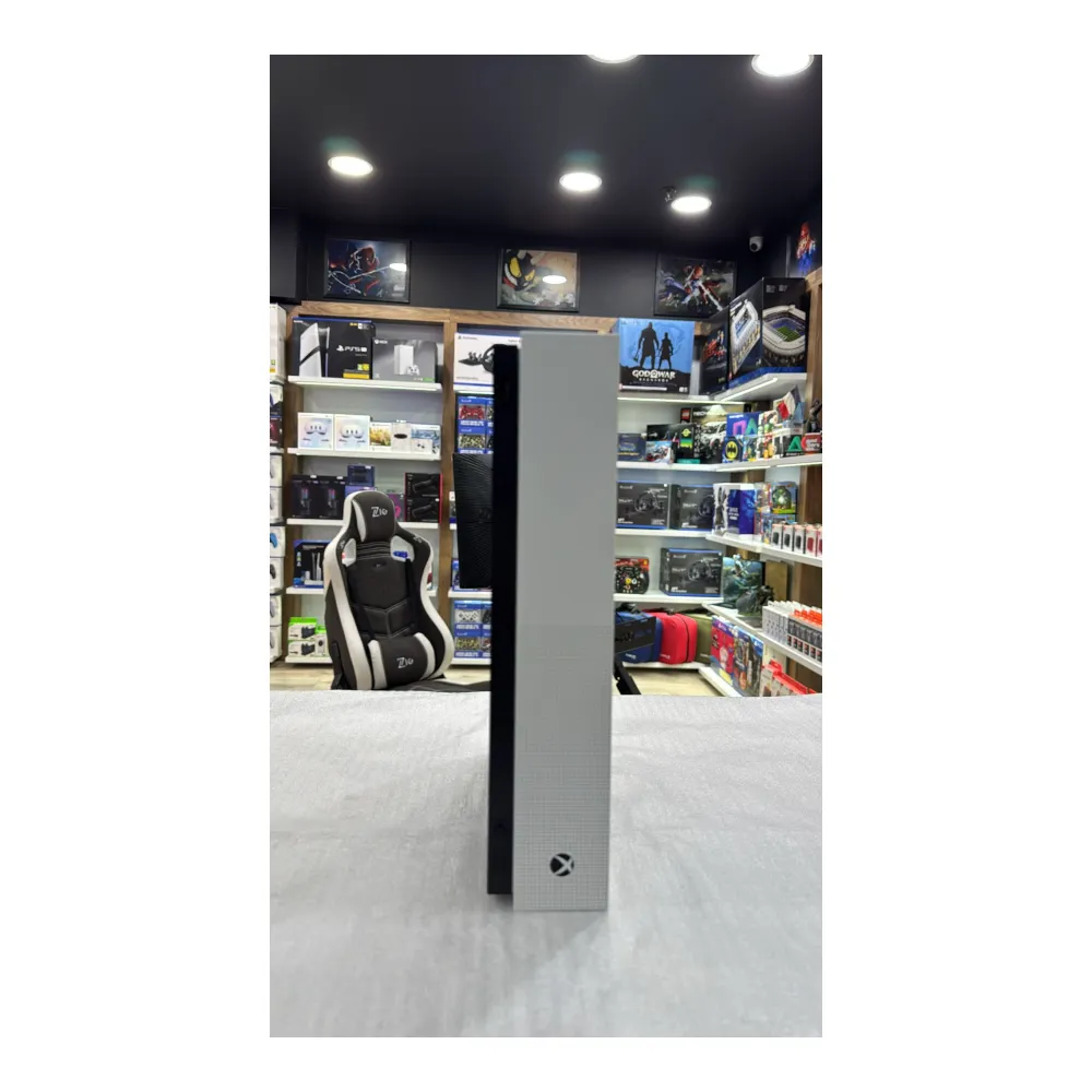 Xbox One S 1 TB All Digital Oyun Konsolu 2.EL